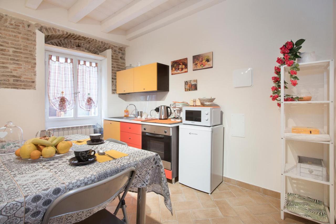 B&B Sotto Le Torri Albenga Zewnętrze zdjęcie