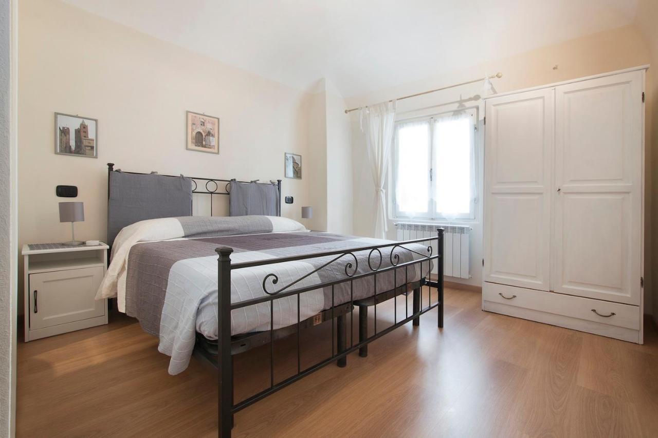 B&B Sotto Le Torri Albenga Zewnętrze zdjęcie