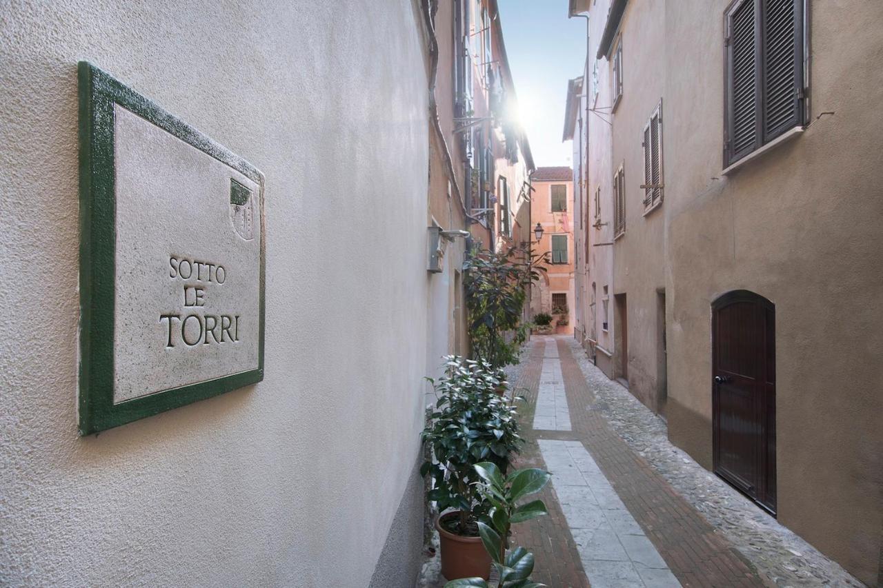 B&B Sotto Le Torri Albenga Zewnętrze zdjęcie