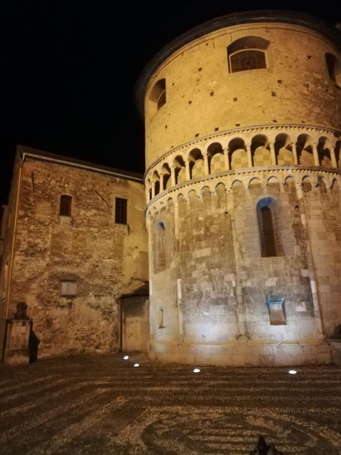B&B Sotto Le Torri Albenga Zewnętrze zdjęcie